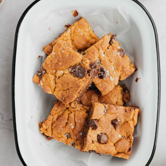 Vegan Cookie Bars (Gluten-Free) - Recipe photo by Jar Of Lemons