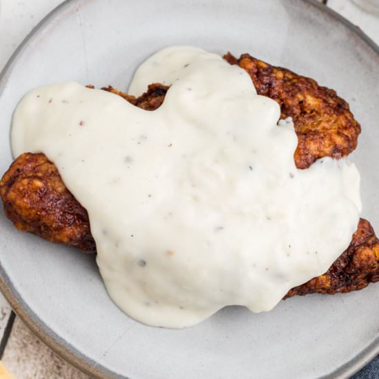 Southern White Gravy - Recipe photo by thecaglediaries