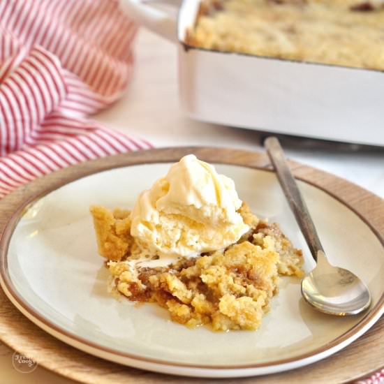 Caramel Apple Dump Cake - Recipe photo by thefreshcooky