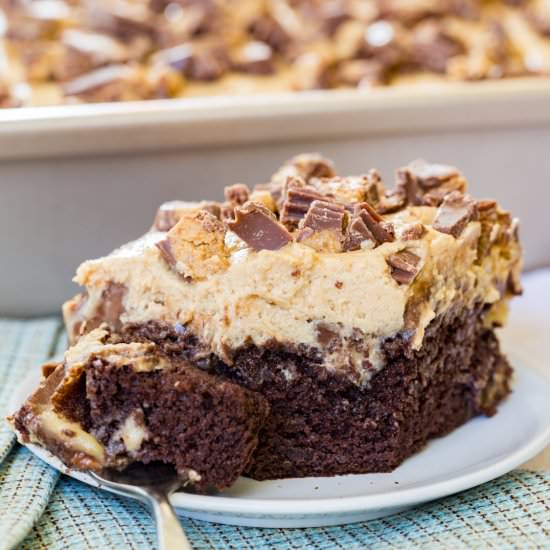 Reese's Poke Cake - Recipe photo by cupcakesandkalechips
