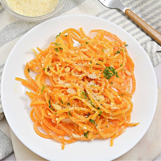 LOW CARB BUTTERNUT SQUASH NOODLES - Recipe photo by We Want To Eat