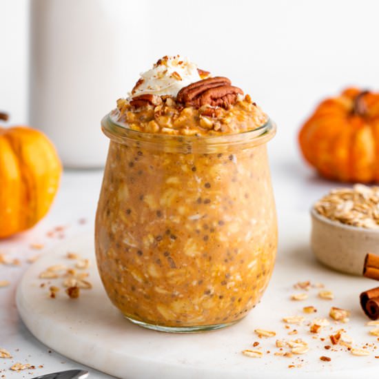 Pumpkin Pie Overnight Oats (Vegan) - Recipe photo by purelykaylie