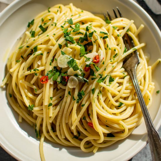 Aglio e Olio - Recipe photo by CarolynsCooking