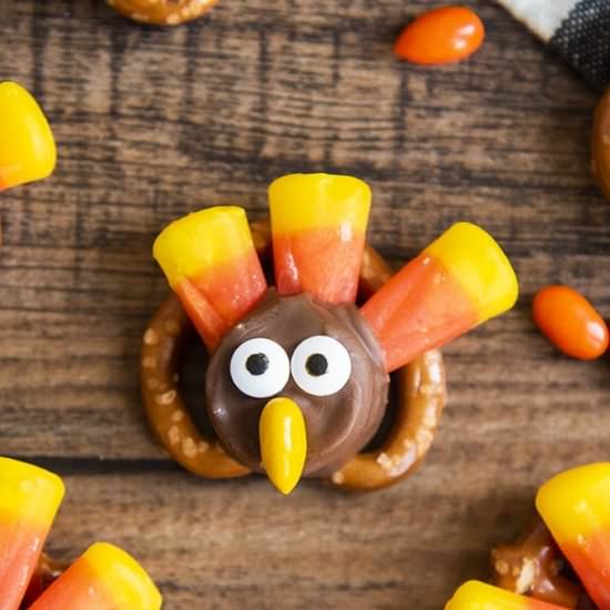 Rolo Pretzel Turkeys - Recipe photo by like mother like daughter