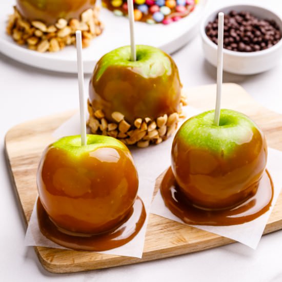 Caramel Apples - Recipe photo by AllThingsMamma