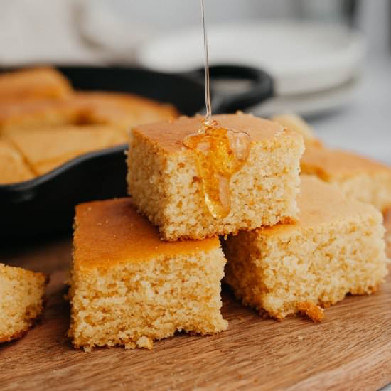 Cornbread without Buttermilk - Recipe photo by alpineella