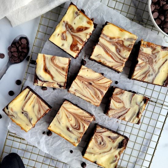 Cream Cheese Swirl Brownies - Recipe photo by My Happy Bakes