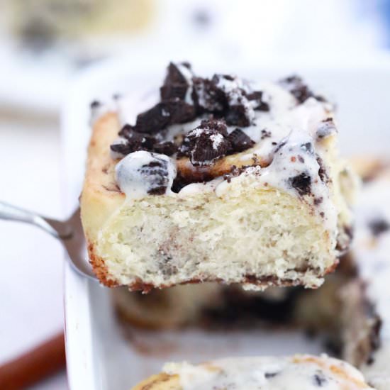 Oreo Cinnamon Rolls - Recipe photo by bunsenburnerbakery