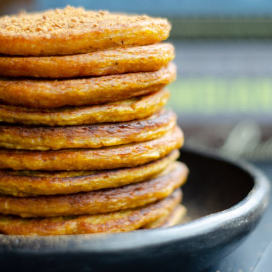 Vegan Pumpkin Pancakes - Recipe photo by Vecina Vegetariana