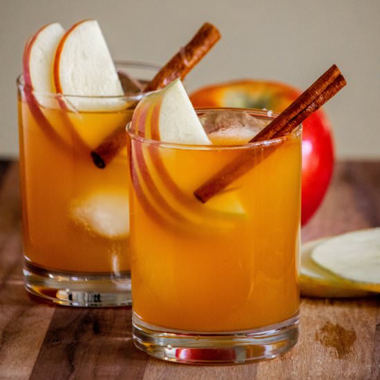 Apple Cider Bourbon Cocktail - Recipe photo by JawnsICooked