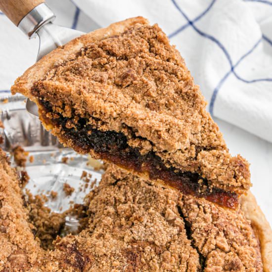 Shoofly Pie - Recipe photo by grandbabycakes