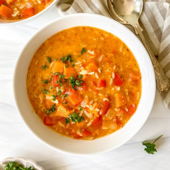 Vegan stuffed pepper soup - Recipe photo by Low Histamine Kitchen