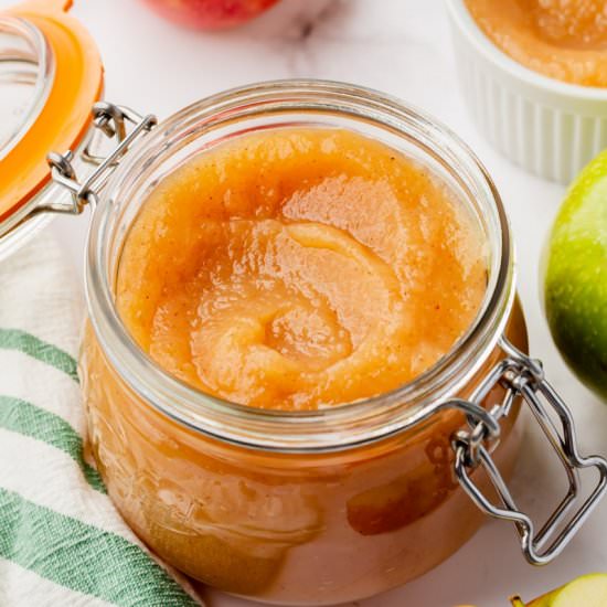 Unsweetened Applesauce - Recipe photo by VegMamma