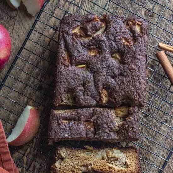 Healthy Apple Bread - Recipe photo by Jillianshealthfuleats