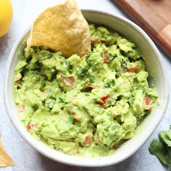 Easy Guacamole without Onion - Recipe photo by blessthismeal