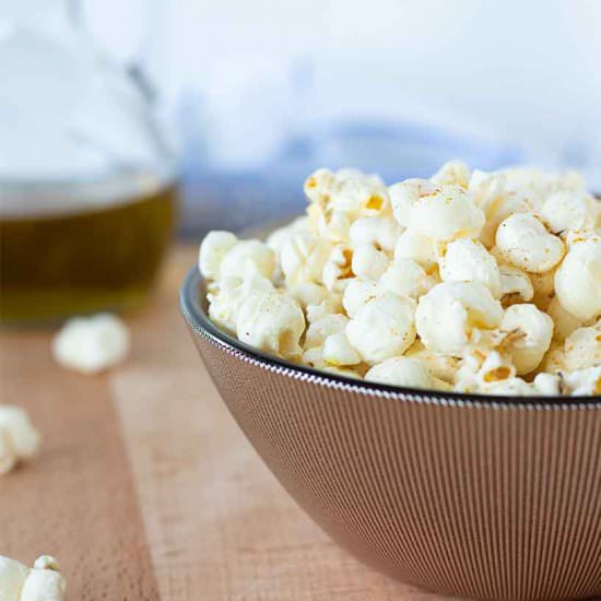 Homemade Stovetop Popcorn (Easy) - Recipe photo by Marinela