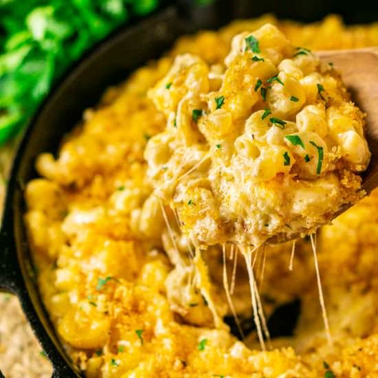 Smoked Mac and Cheese - Recipe photo by Burrata and Bubbles