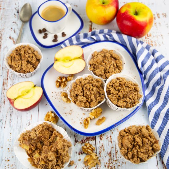 Vegan Apple Cinnamon Muffins - Recipe photo by vegan heaven