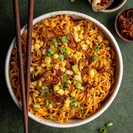 Spicy ramen carbonara - Recipe photo by cherryonmysundae