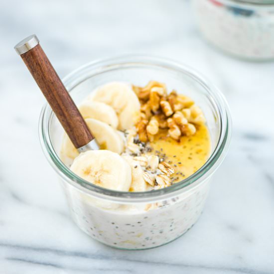 How To Make Overnight Oats - Recipe photo by lowcalicious
