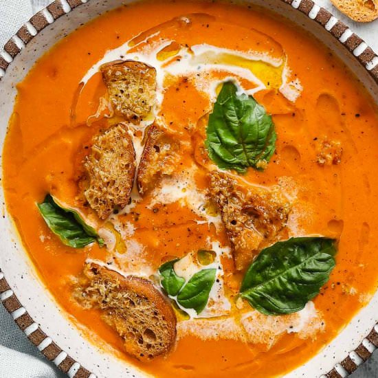 Roasted Tomato Soup - Recipe photo by lindseyeatsla