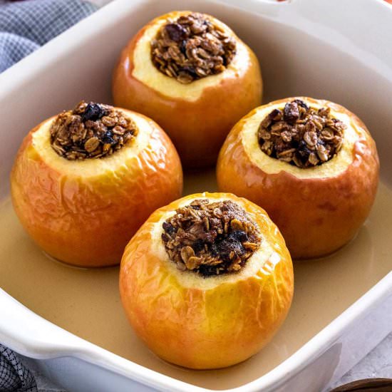 Baked Apples - Recipe photo by Jessica Gavin