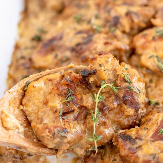 Smothered Chicken - Recipe photo by KyleeCooks