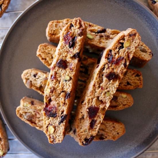 Vegan Cranberry Pistachio Biscotti - Recipe photo by theconscientiouseater