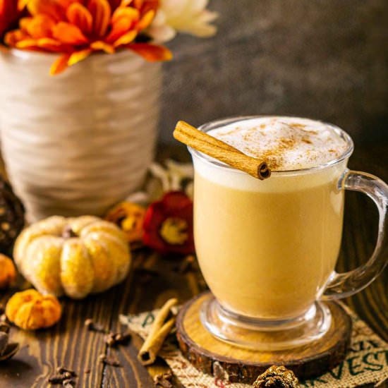 Spiced Pumpkin Chai Latte - Recipe photo by Burrata and Bubbles