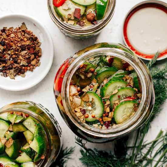 refrigerator pickles - Recipe photo by killingthyme