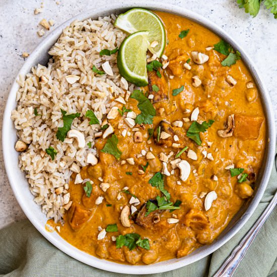 Butternut Squash Curry - Recipe photo by Sixhungryfeet
