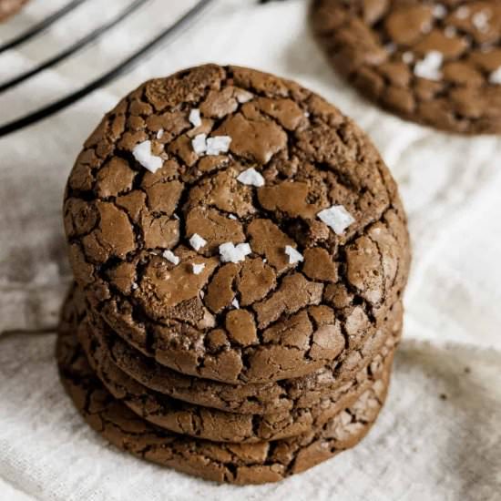Brownie Crinkle Cookies - Recipe photo by AllThingsMamma
