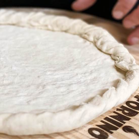 Homemade Pizza Dough Recipe - Recipe photo by apilinariosilvia