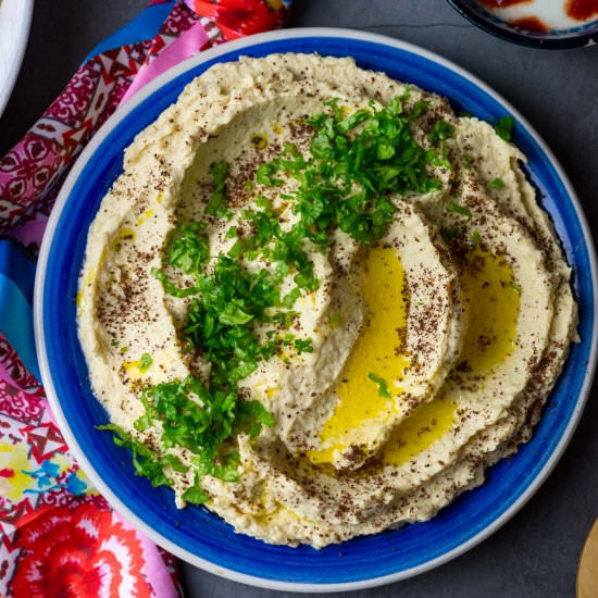 Lebanese Hummus - Recipe photo by somebodyfeedseb