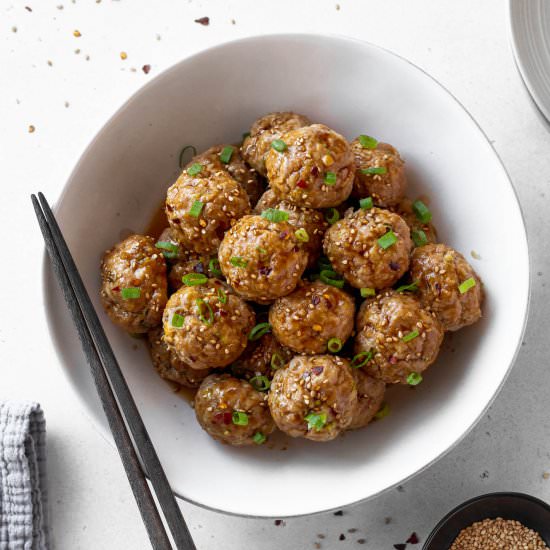 Asian Pork Meatballs - Recipe photo by MaesMenu