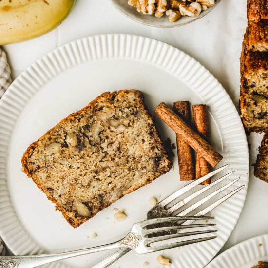 Banana walnut bread - Recipe photo by Sweetly Cakes