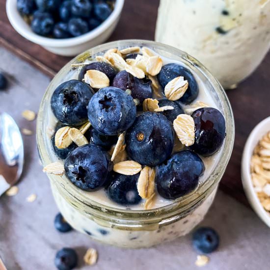 Blueberry Cheesecake Overnight Oats - Recipe photo by Whiskfulcooking