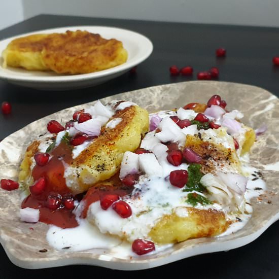 Aloo Tikki Chaat Recipe - Recipe photo by Deeksha