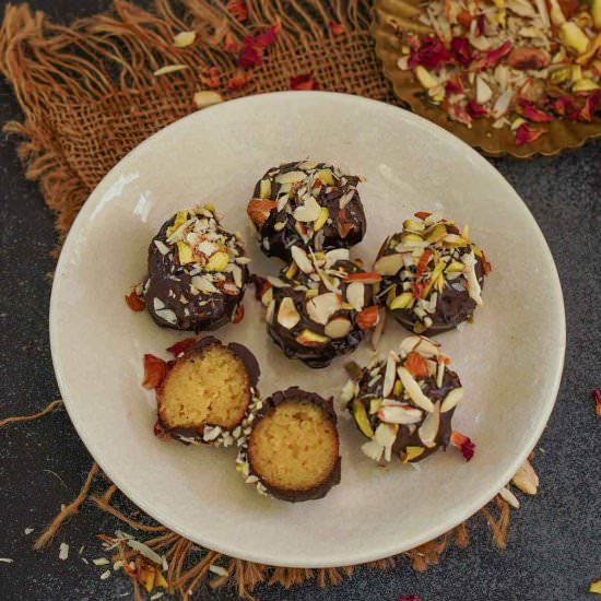 Gulab Jamun Truffles - Recipe photo by Whiskaffair