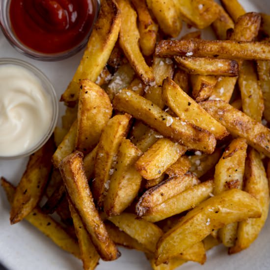 Homemade Air Fryer Chips - Recipe photo by KitchenSanctuary