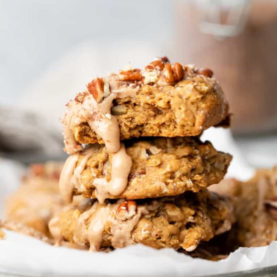 Maple Pecan Oatmeal Cookies - Recipe photo by erinliveswhole