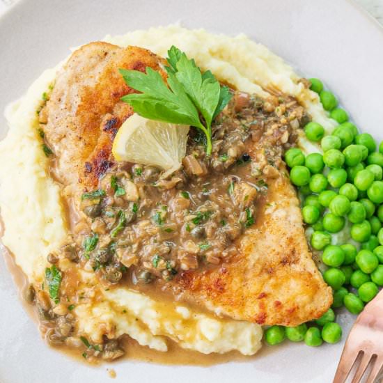 chicken piccata - Recipe photo by everyday-delicious.com
