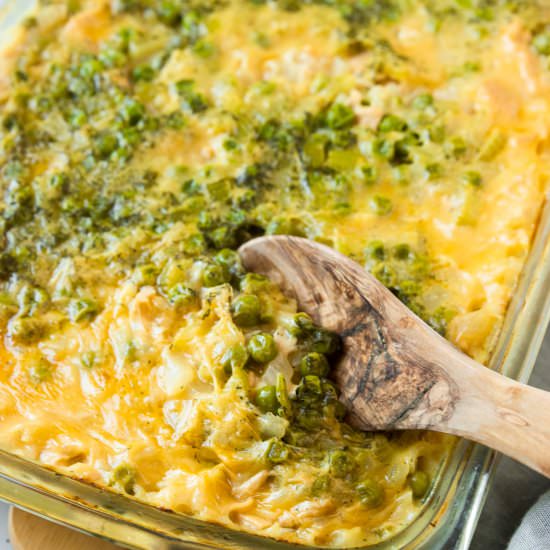 Cheesy Tuna Rice Casserole - Recipe photo by MaesMenu