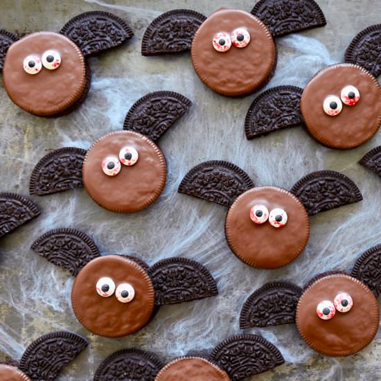 No-Bake Oreo Bat Cookies - Recipe photo by justataste