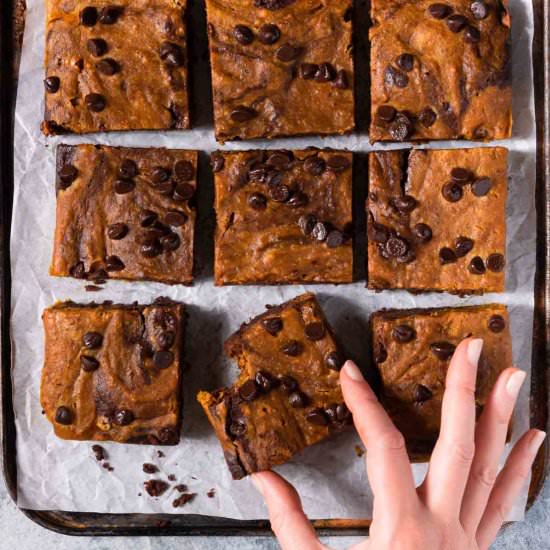 Pumpkin Swirl Brownies - Recipe photo by theveganlarder