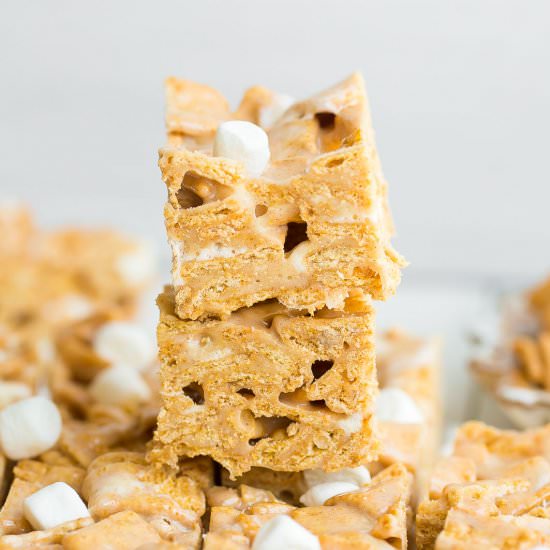 Cinnamon Toast Crunch Cereal Bars - Recipe photo by Kathryns.kitchen.blog