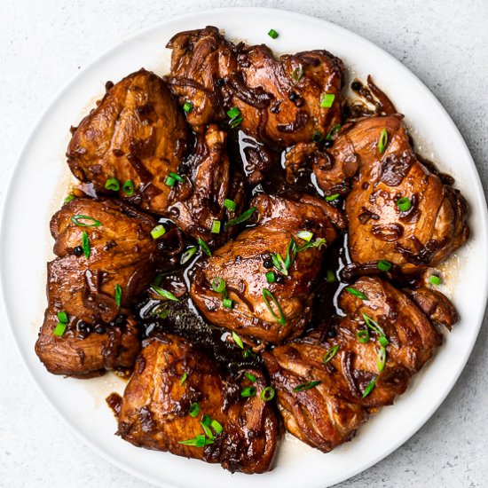 Filipino Chicken Adobo - Recipe photo by sandravalvassori