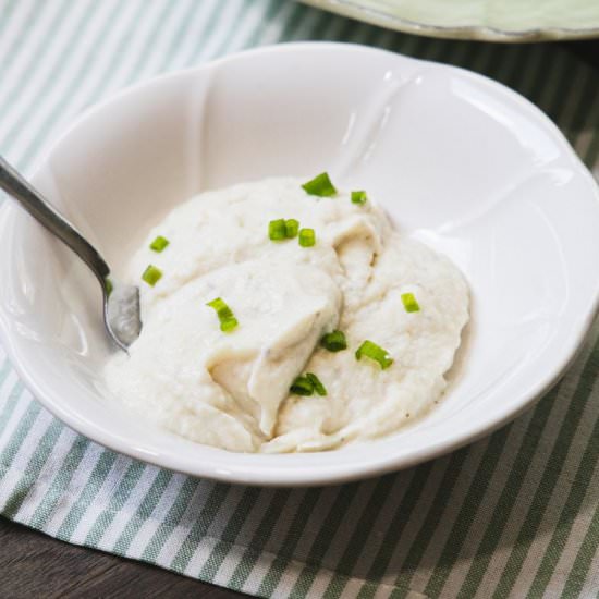 Keto Mashed Cauliflower "Potatoes" - Recipe photo by healnourishgrow