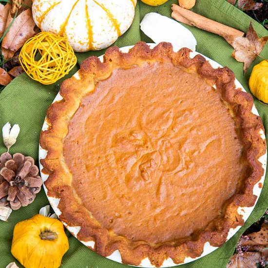 Keto Pumpkin Pie - Recipe photo by healnourishgrow
