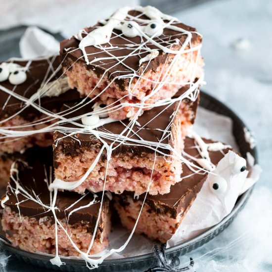 Halloween Rice Krispie Treats - Recipe photo by Mrs Jones Kitchen